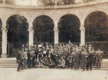 Photographie d’un groupe d’étudiants de l’Ecole nationale des beaux-arts de Paris