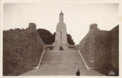 Carte postale – Monument à la Victoire et aux Soldats de Verdun